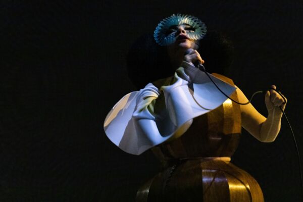 Björk: Cornucopia